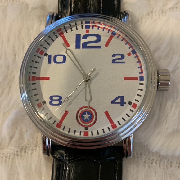 Marvel watch!!! Working - Picture 2 of 8